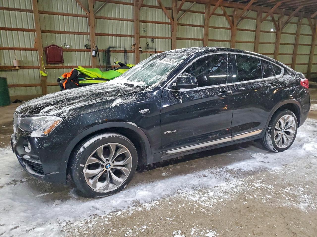 2017 BMW X4 xDrive28i, VIN 5UXXW3C33H0T80210 — Front end