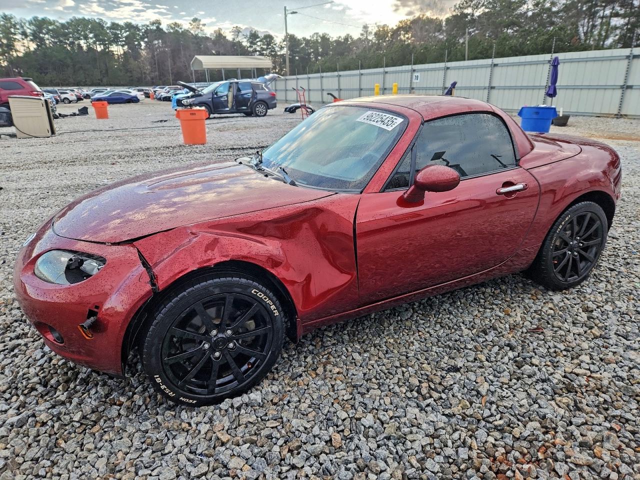 2008 Mazda MX-5 Miata Grand Touring, VIN JM1NC26F280147453 — Front end