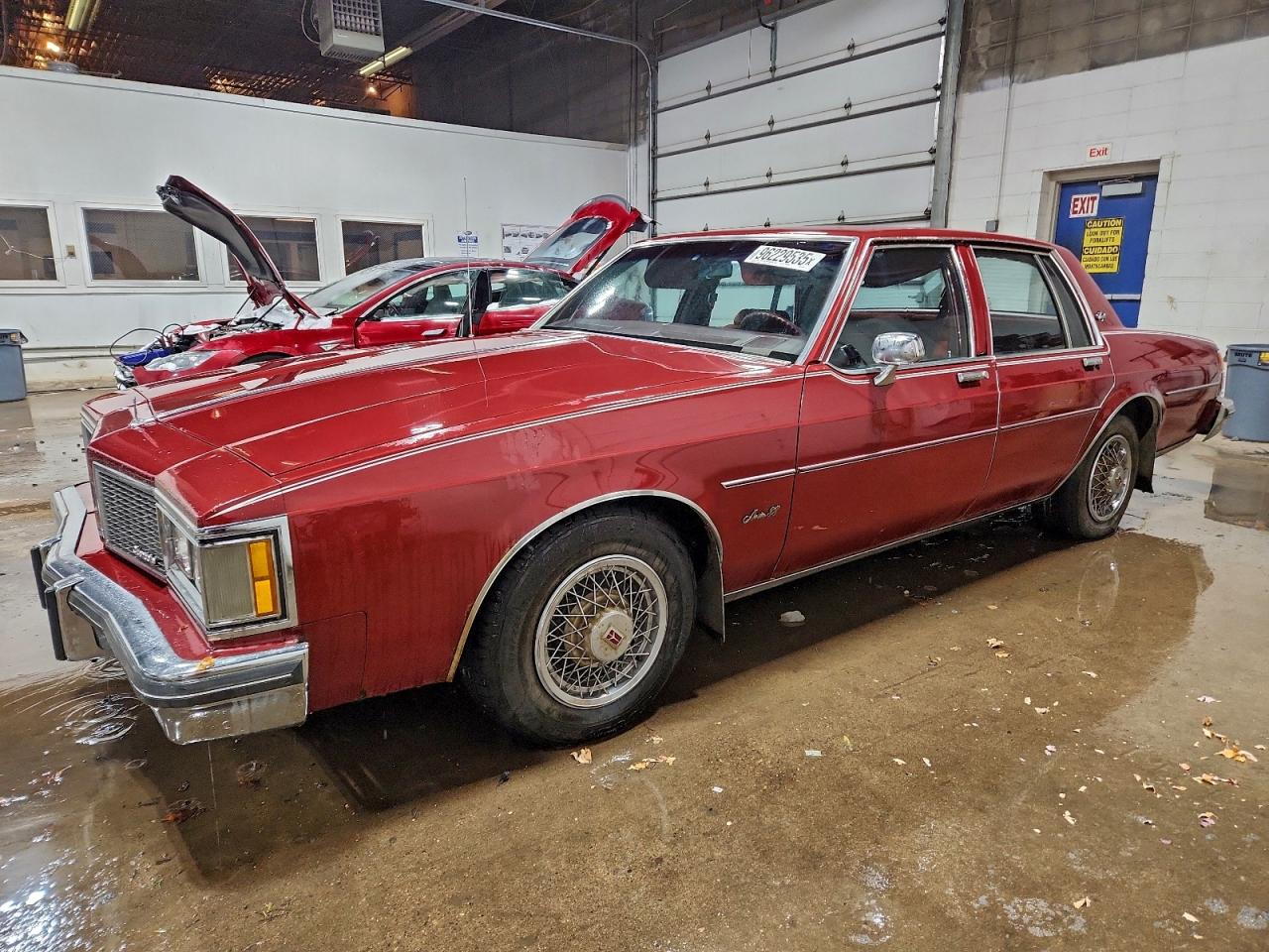 1984 Oldsmobile 88, VIN 1G3AN69Y9EX428536 — Мелкие вмятины и царапины