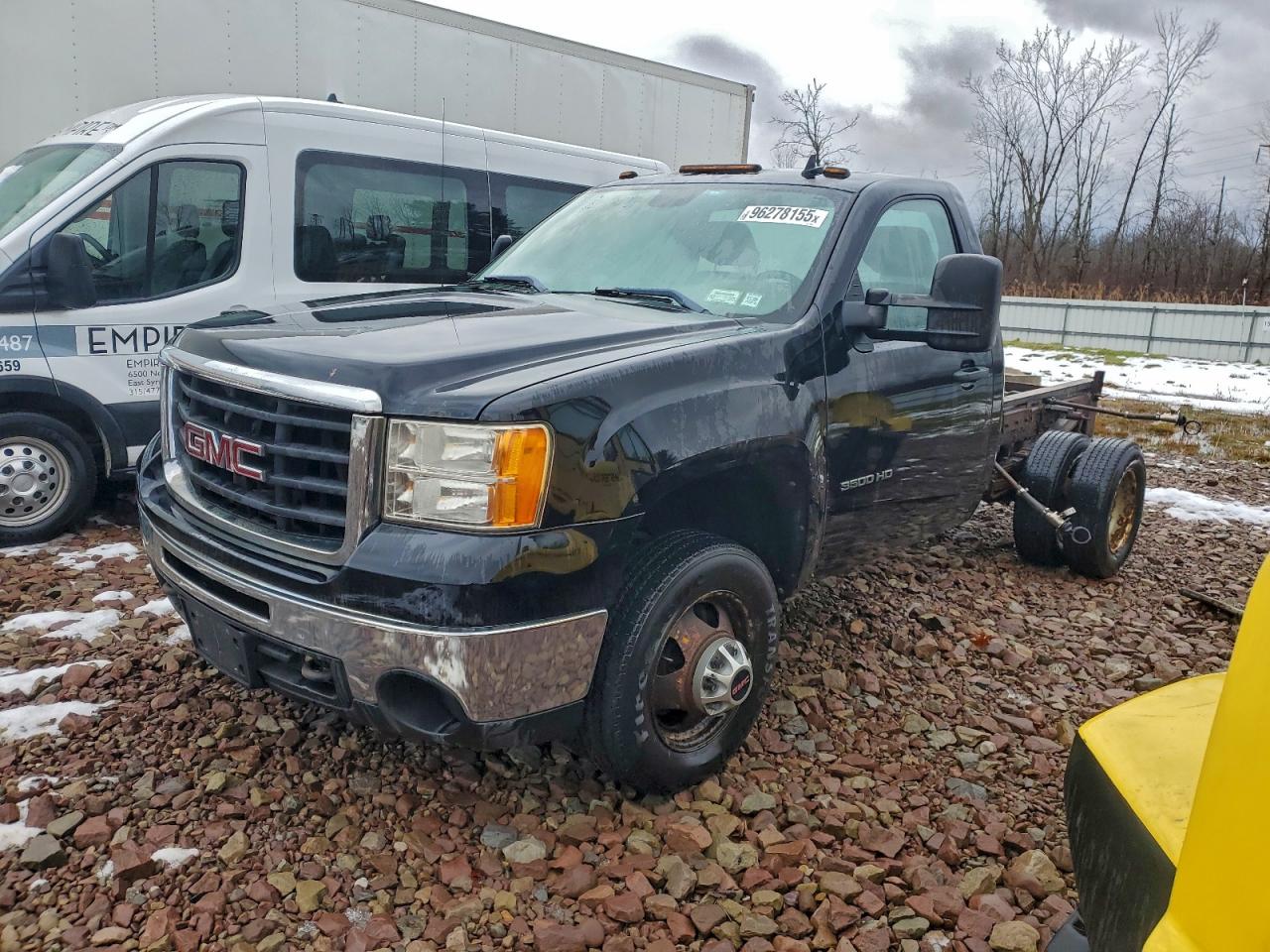2010 GMC Sierra 3500, VIN 1GD6K2BK3AF136213 — Normal wear
