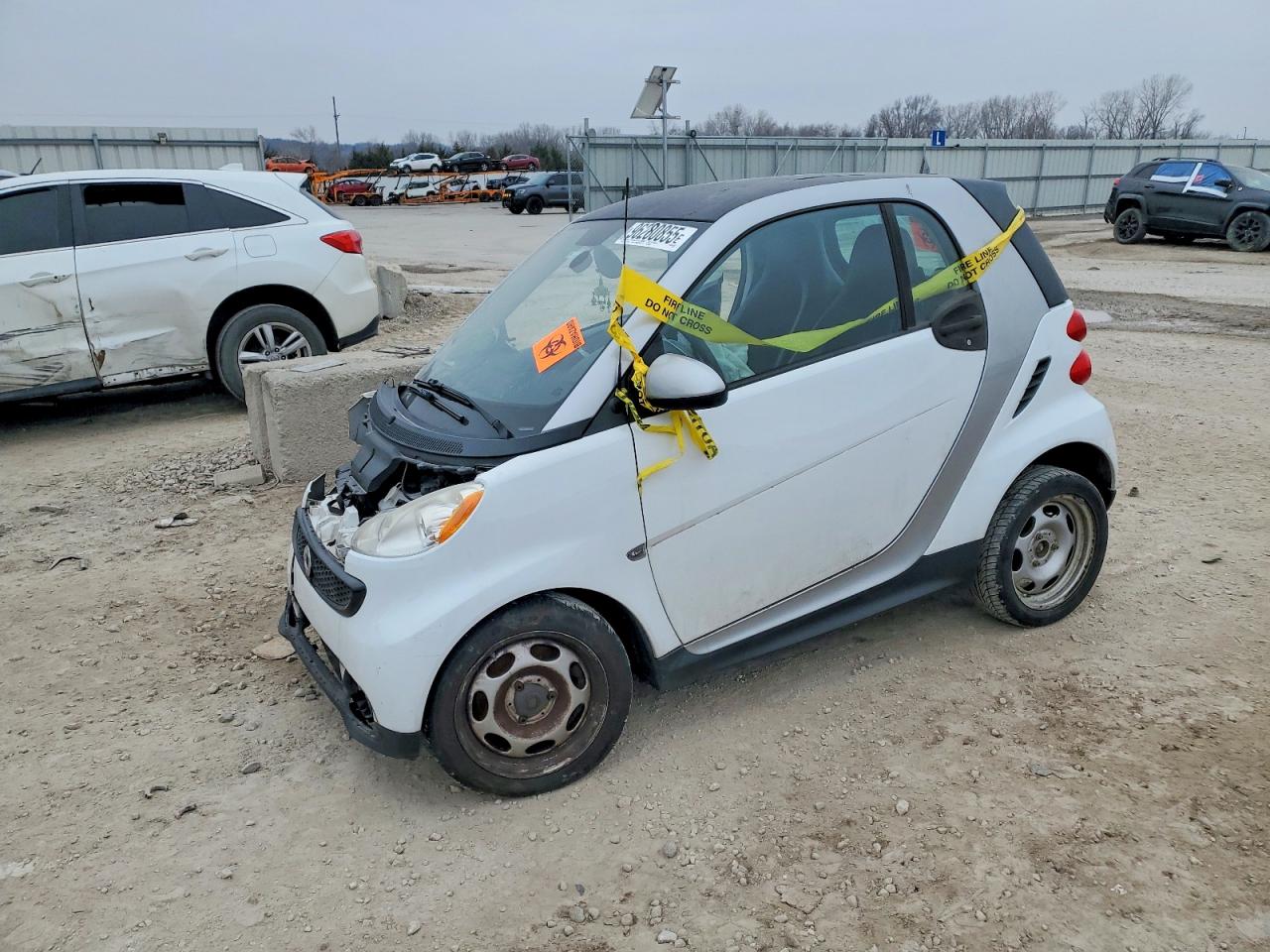 2013 Smart fortwo Pure, VIN WMEEJ3BA5DK626049 — По всему кузову