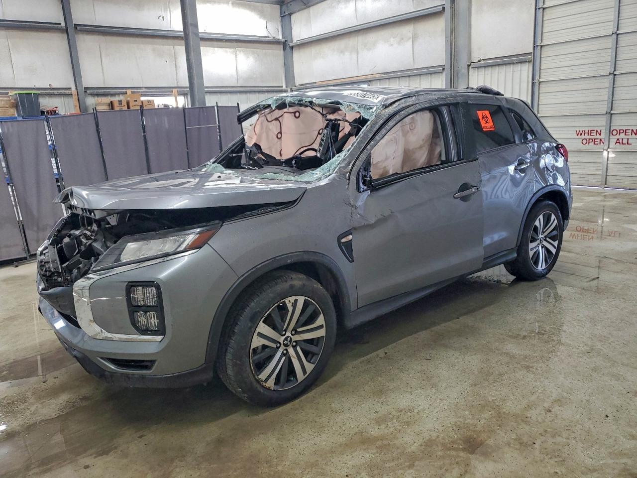 2024 Mitsubishi Outlander S, VIN JA4ARUAUXRU022851 — Auction photo