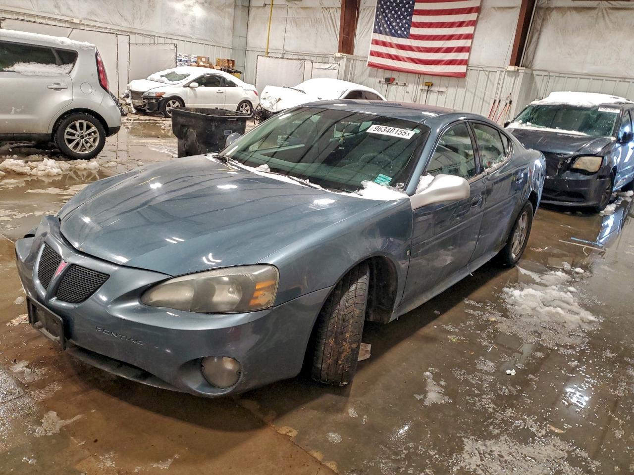 2006 Pontiac Grand Prix, VIN 2G2WP552061284194 — Undercarriage