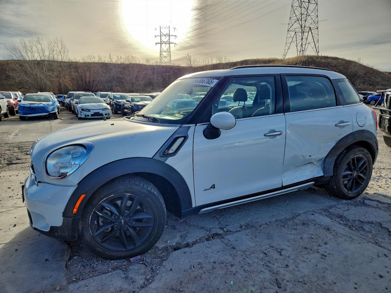 2015 MINI Countryman S, VIN WMWZC5C52FWP48514 — Бок