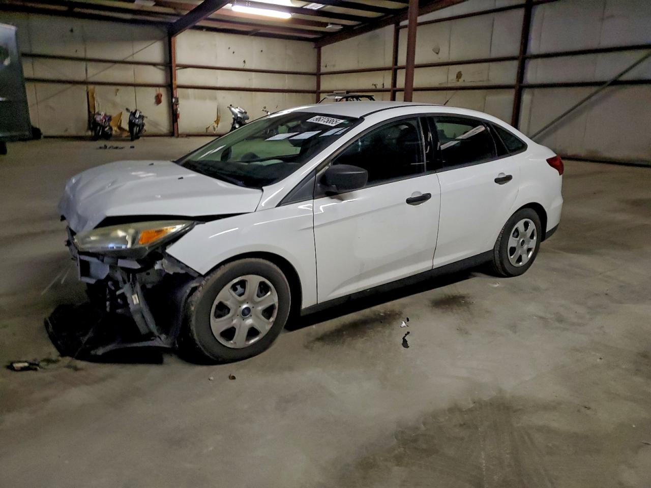 2016 Ford Focus S, VIN 1FADP3E2XGL339484 — Front end