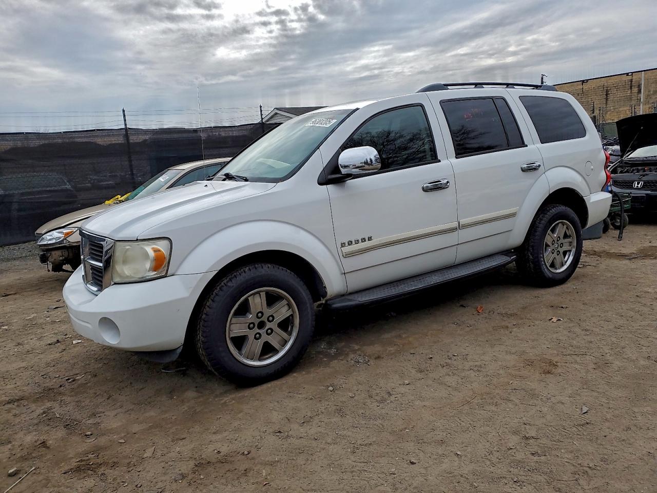 2009 Dodge Durango SLT, VIN 1D8HD48P19F708737 — Normal wear