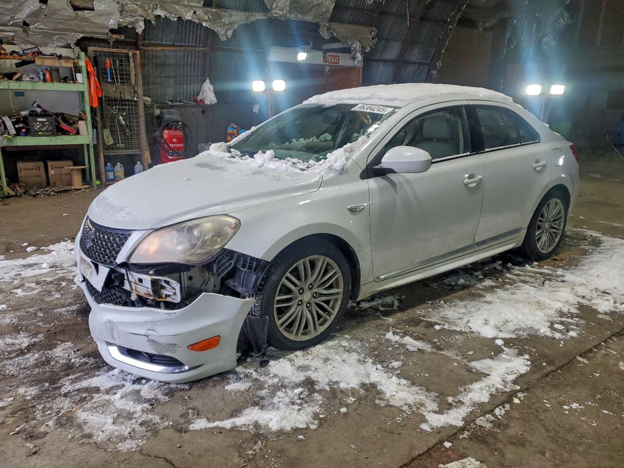 2013 Suzuki Kizashi SLS Sport, VIN JS2RF9A89D6100184 — Front end