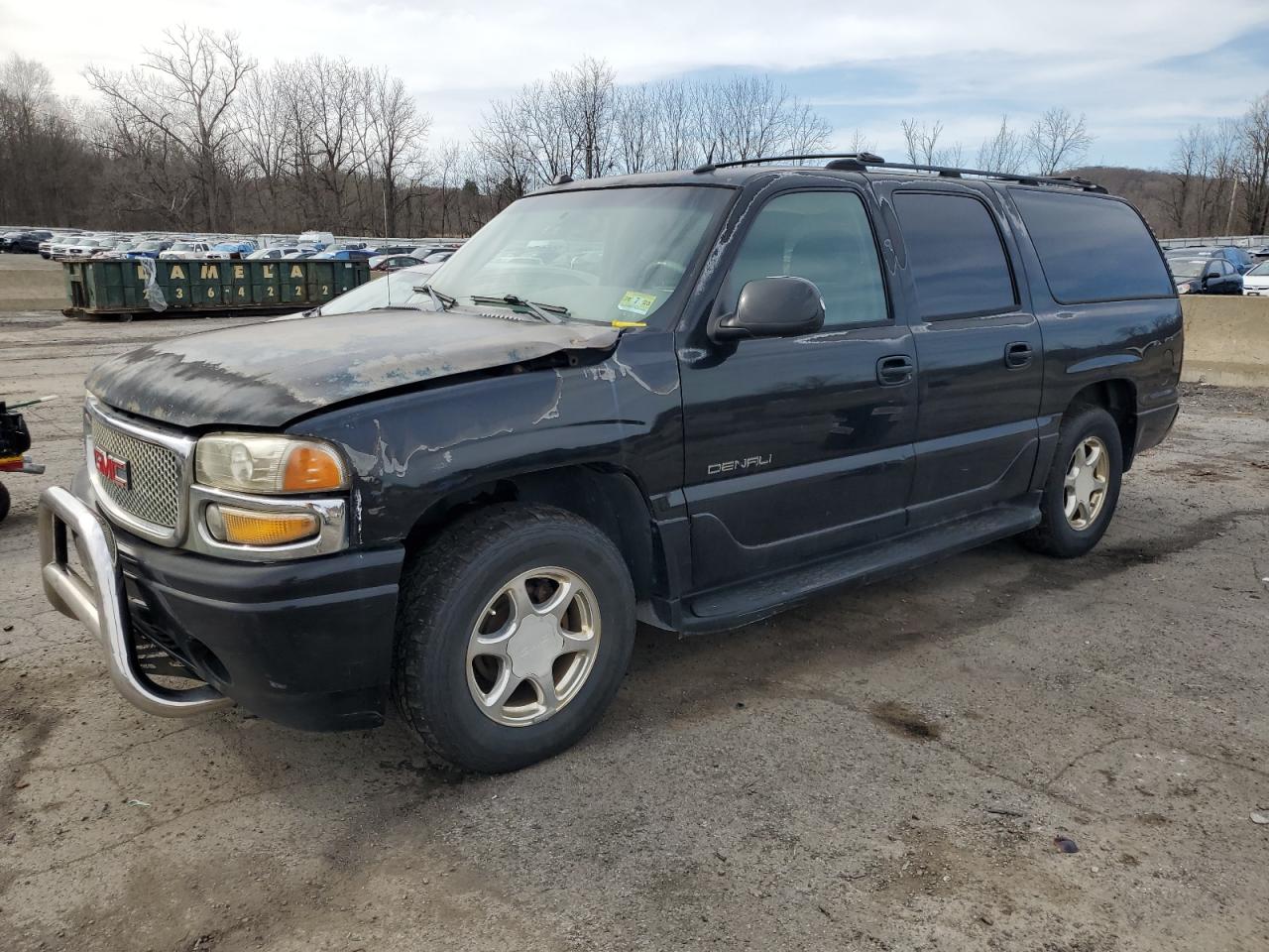 2004 GMC Yukon XL, VIN 1GKFK66U14J286219 — Minor dents and scratches