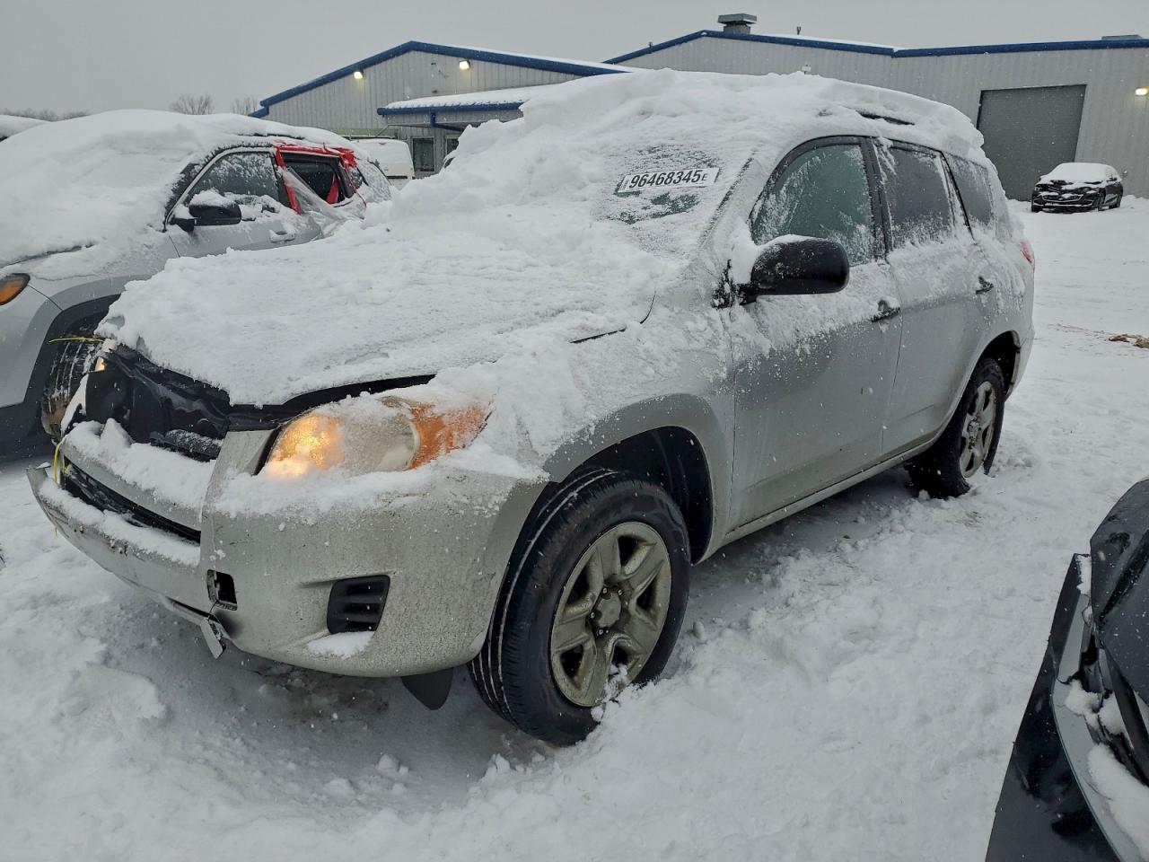 2011 Toyota RAV4, VIN 2T3BF4DV0BW142920 — Front end