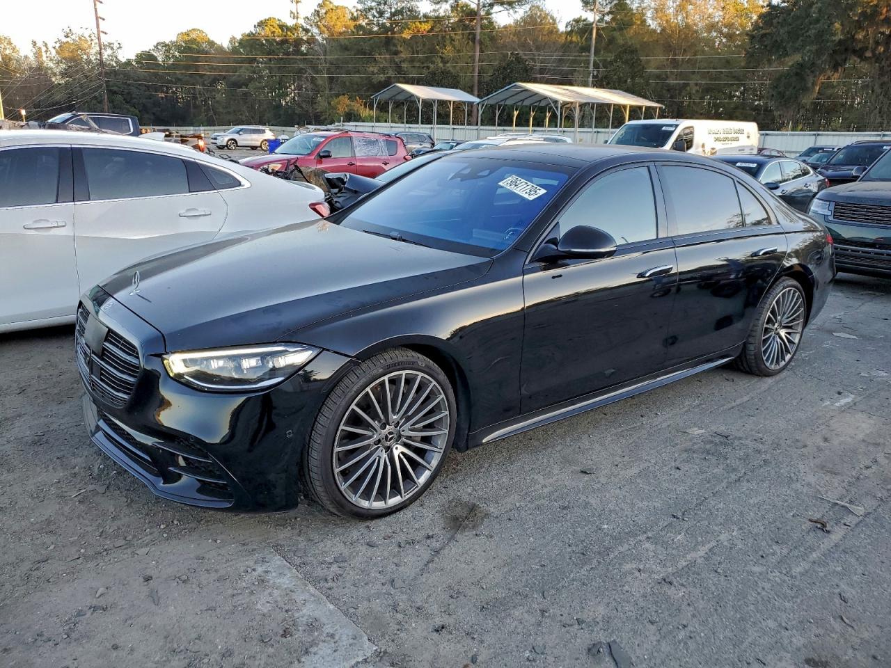 2022 Mercedes-Benz S 580, VIN W1K6G7GB6NA130801 — Normal wear