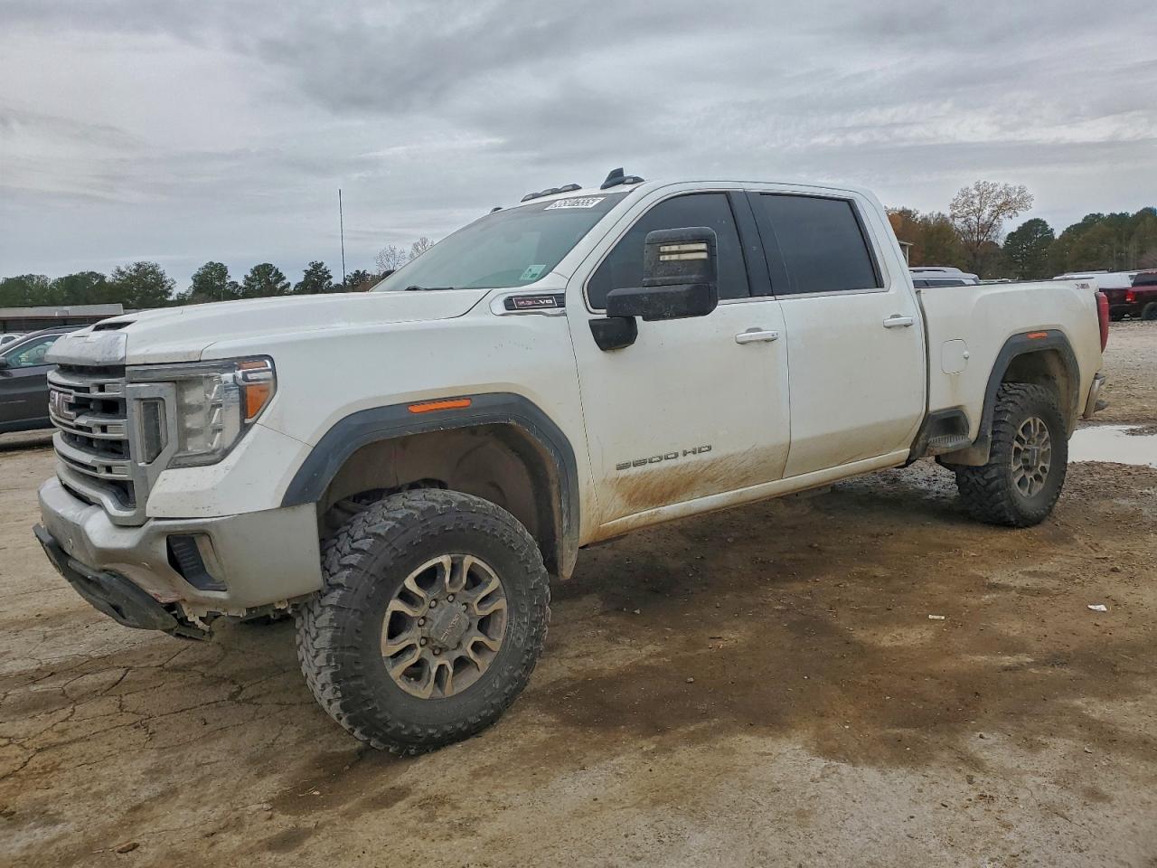 2023 GMC Sierra 2500HD SLE, VIN 1GT49ME73PF229820 — Undercarriage