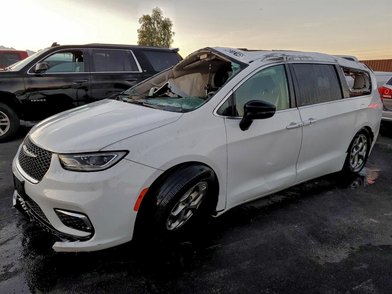 2024 Chrysler Pacifica Limited, VIN 2C4RC1GG0RR142469 — Rollover