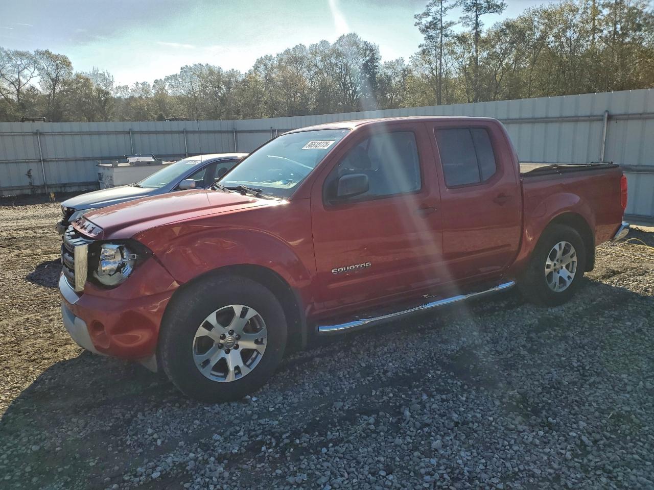 2012 Suzuki Equator Sport, VIN 5Z61D0ER7CC418883 — Front end