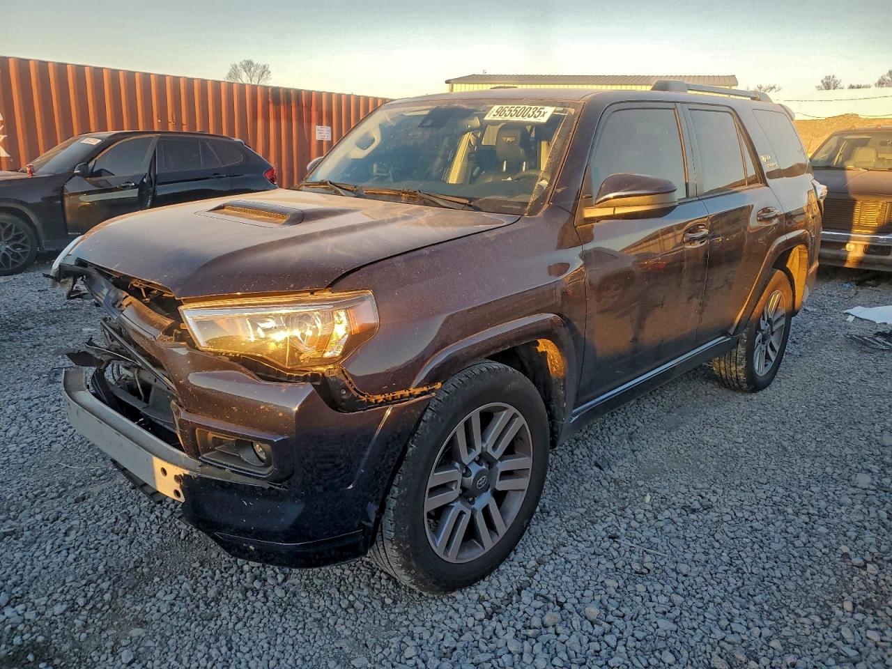 2022 Toyota 4Runner TRD Sport, VIN JTEAU5JR1N5254244 — Front end