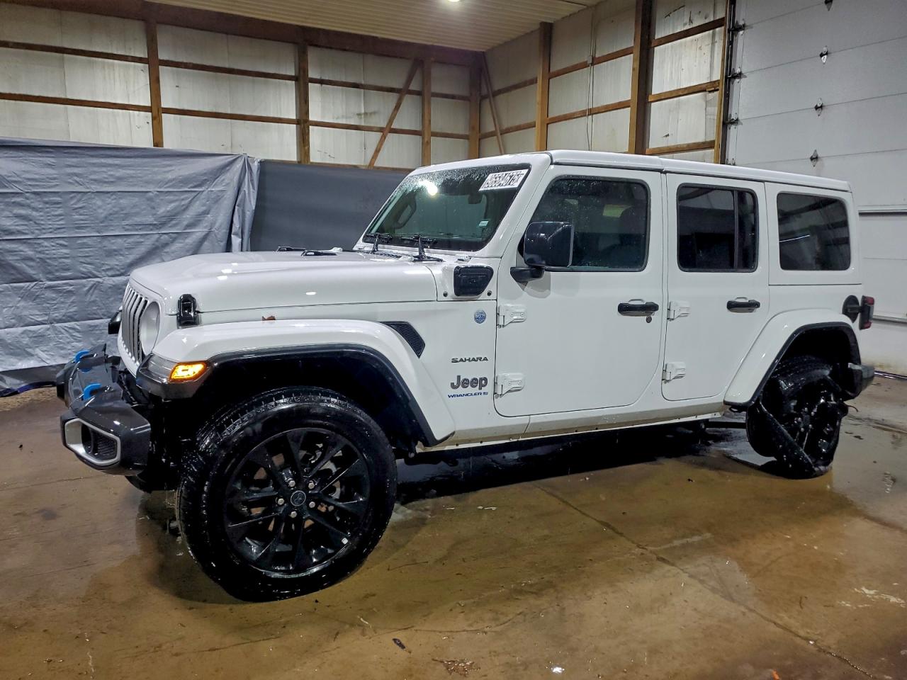 2024 Jeep Wrangler Sahara, VIN 1C4RJXP69RW296363 — Roof