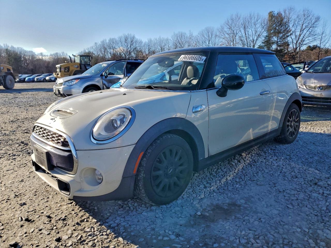2016 MINI Hardtop S, VIN WMWXP7C5XG3B33559 — Вода / потоп