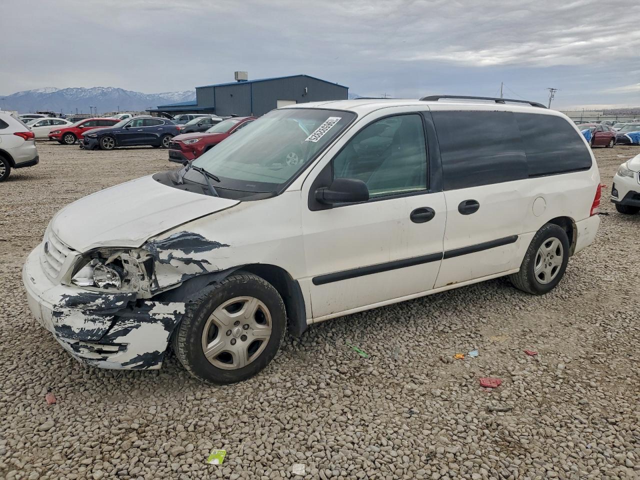 2005 Ford Freestar SE, VIN 2FMZA51685BA58508 — Front end