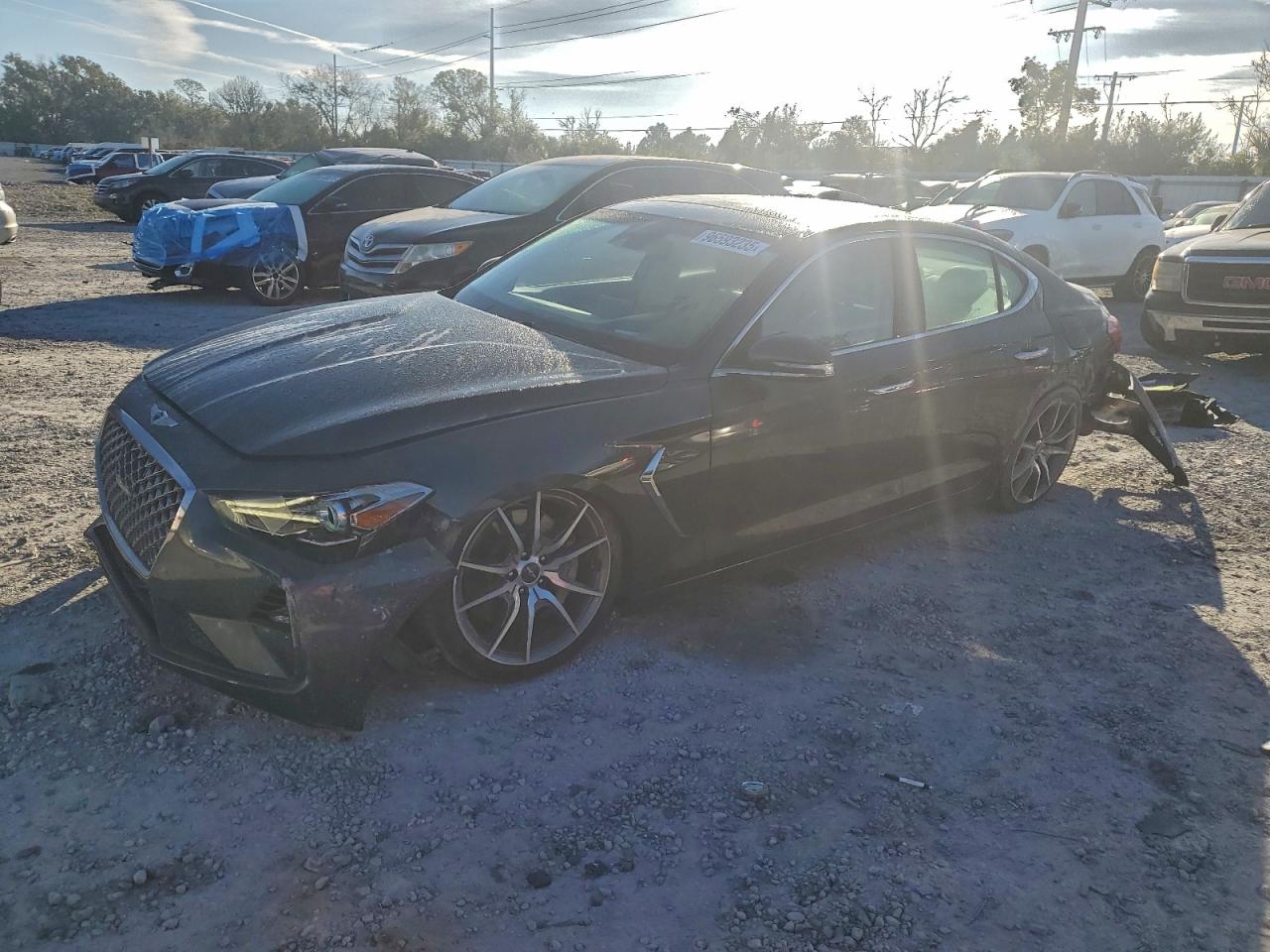 2019 Genesis G70 Design, VIN KMTG34LE1KU021781 — Front end