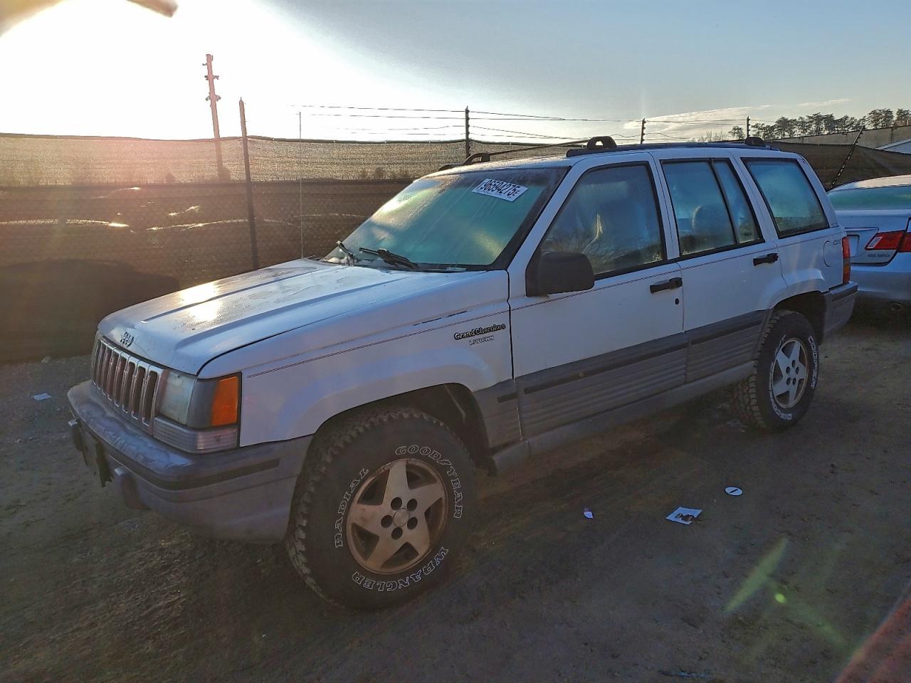 1994 Jeep Grand Cherokee Laredo, VIN 1J4GZ58S1RC153676 — Mechanical