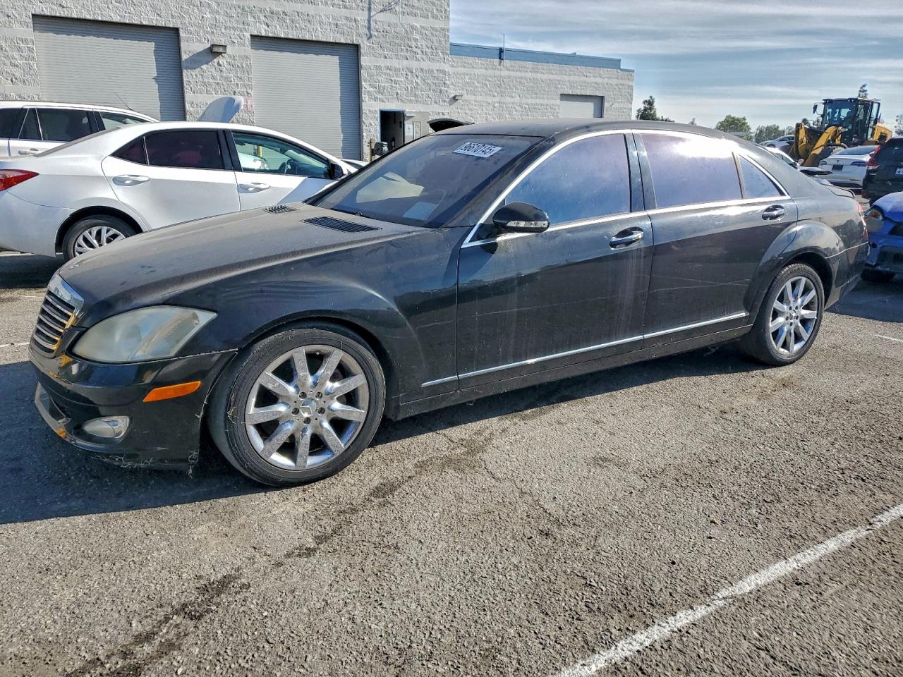 2008 Mercedes-Benz S 550, VIN WDDNG86X78A151899 — Minor dents and scratches