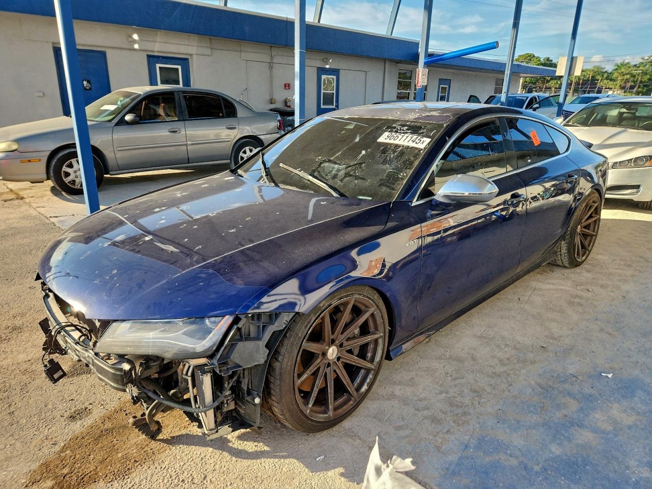 2014 Audi S7 Prestige, VIN WAUW2AFC7EN064961 — Front end
