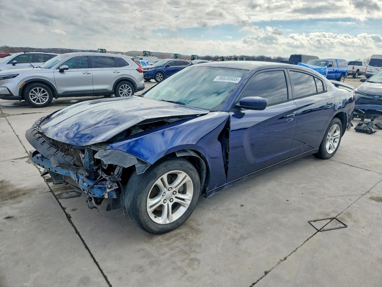 2015 Dodge Charger SE, VIN 2C3CDXBG1FH926002 — Front end
