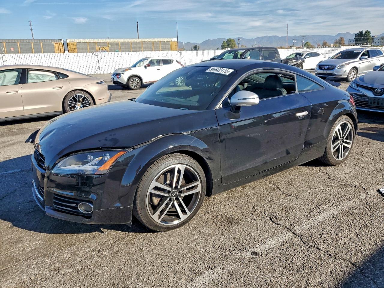 2013 Audi TT Premium Plus, VIN TRUBFAFK0D1015982 — Перед