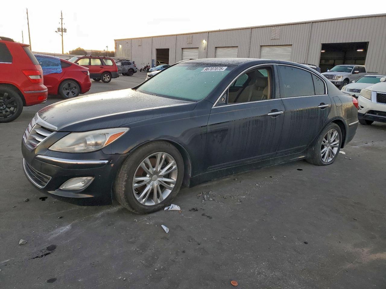 2014 Hyundai Genesis 3.8L, VIN KMHGC4DD4EU262710 — Механическое