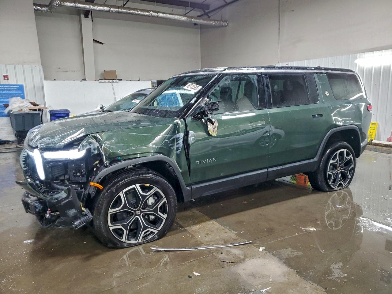 2026 Rivian R1S, VIN 7PDSGFBA3TN084344 — Auction photo