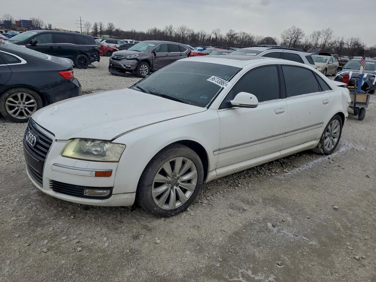 2010 Audi A8, VIN WAUSVAFA4AN002402 — Зад