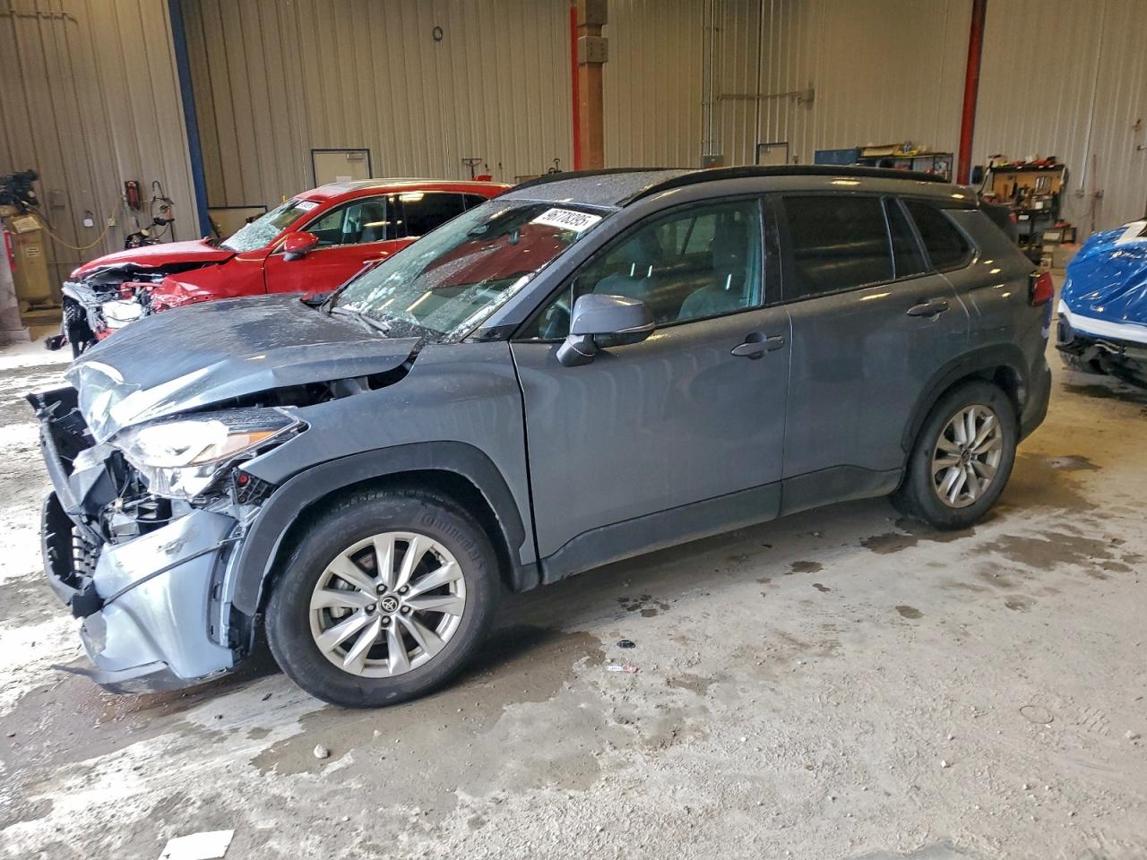 2023 Toyota Corolla Cross LE, VIN 7MUCAABGXPV070788 — Front end