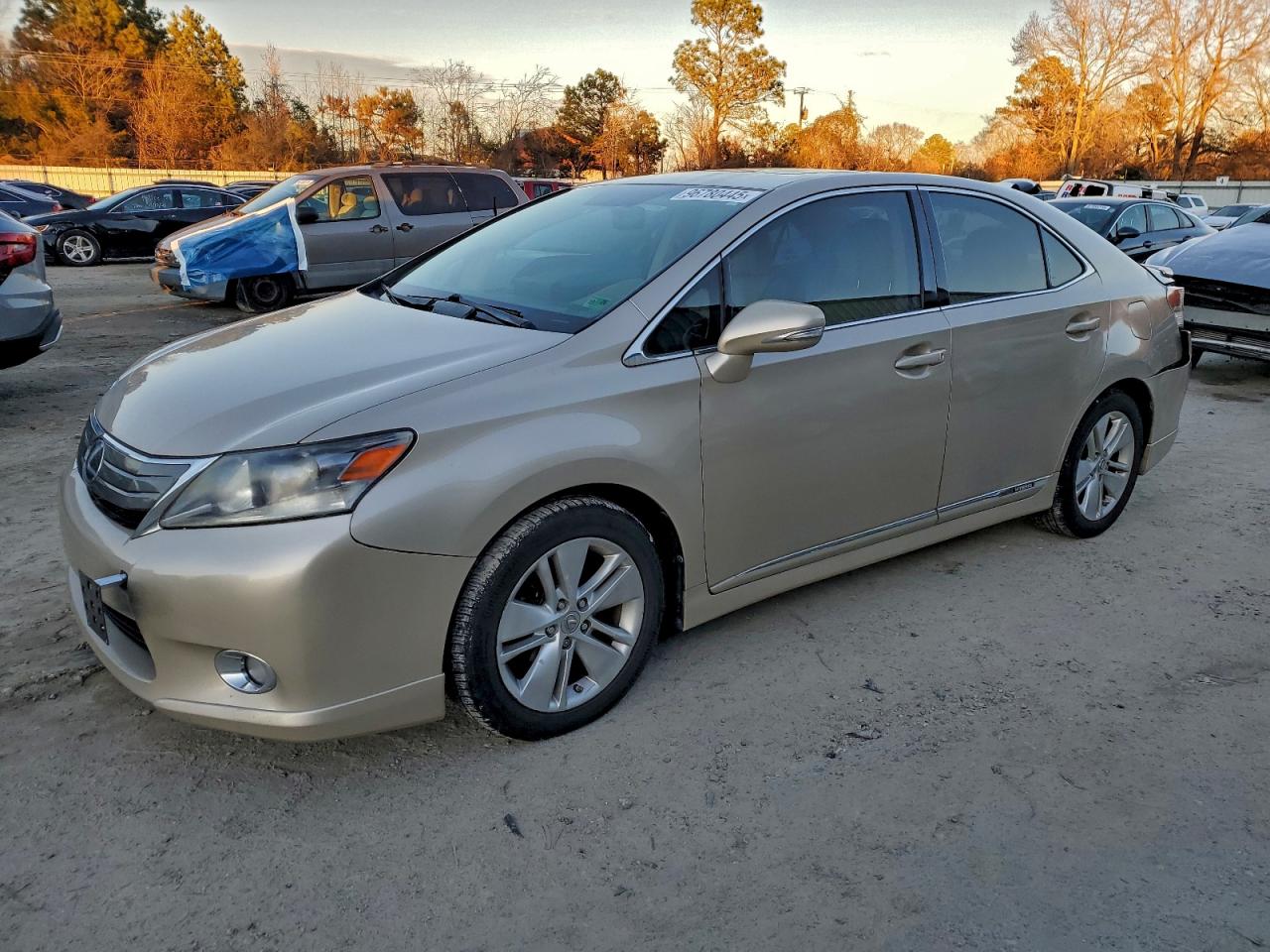 2011 Lexus HS 250h, VIN JTHBB1BA5B2044547 — Зад