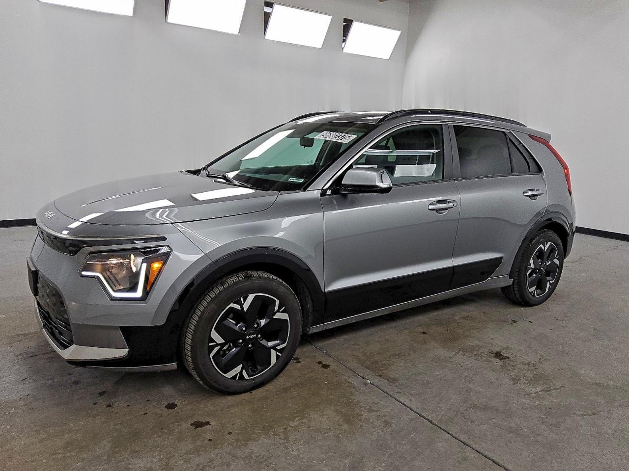 2023 Kia Niro Wind, VIN KNDCR3L1XP5072412 — Частичный ремонт