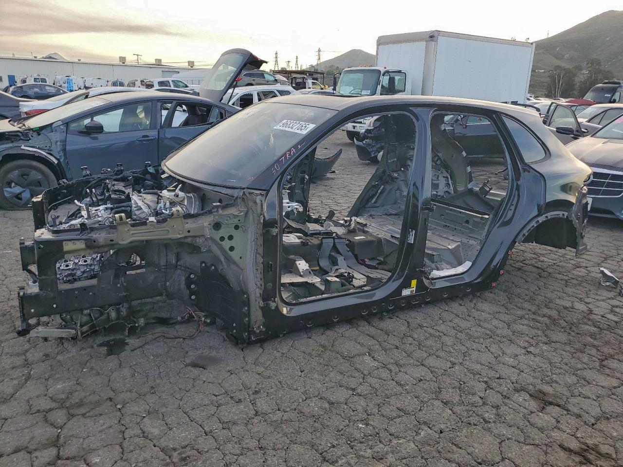 2023 Porsche Cayenne, VIN WP1AA2AY7PDA07045 — Stripped