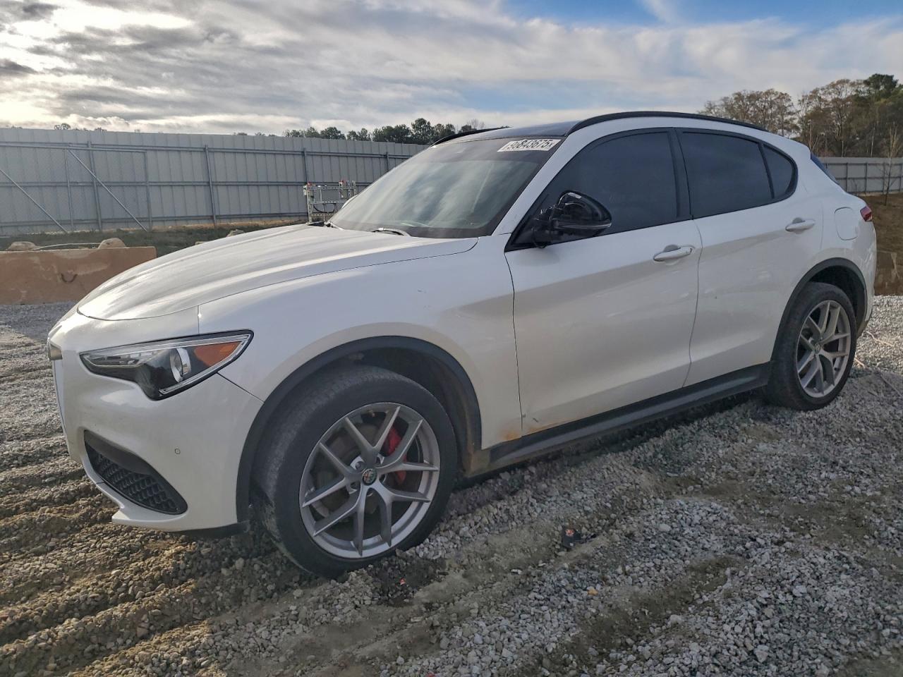 2018 Alfa Romeo Stelvio Ti Sport, VIN ZASFAKNN3J7B77391 — Minor dents and scratches