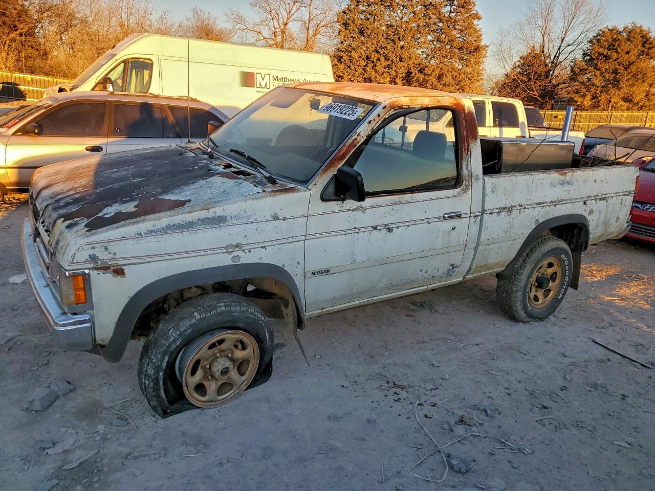 1990 Nissan Frontier XE, VIN 1N6SD11Y7LC314302 — Undercarriage