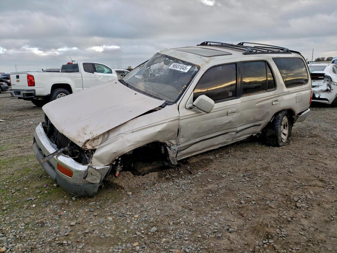 1997 Toyota 4Runner SR5, VIN JT3HN86R5V0103046 — Rollover