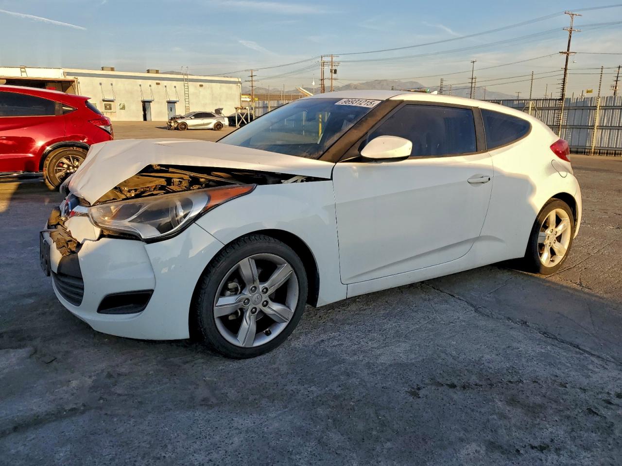 2015 Hyundai Veloster, VIN KMHTC6AD1FU224674 — Front end