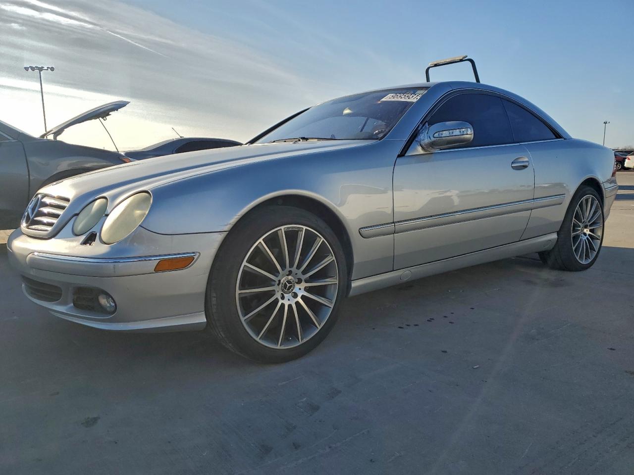 2005 Mercedes-Benz CL 500, VIN WDBPJ75J15A043798 — Minor dents and scratches
