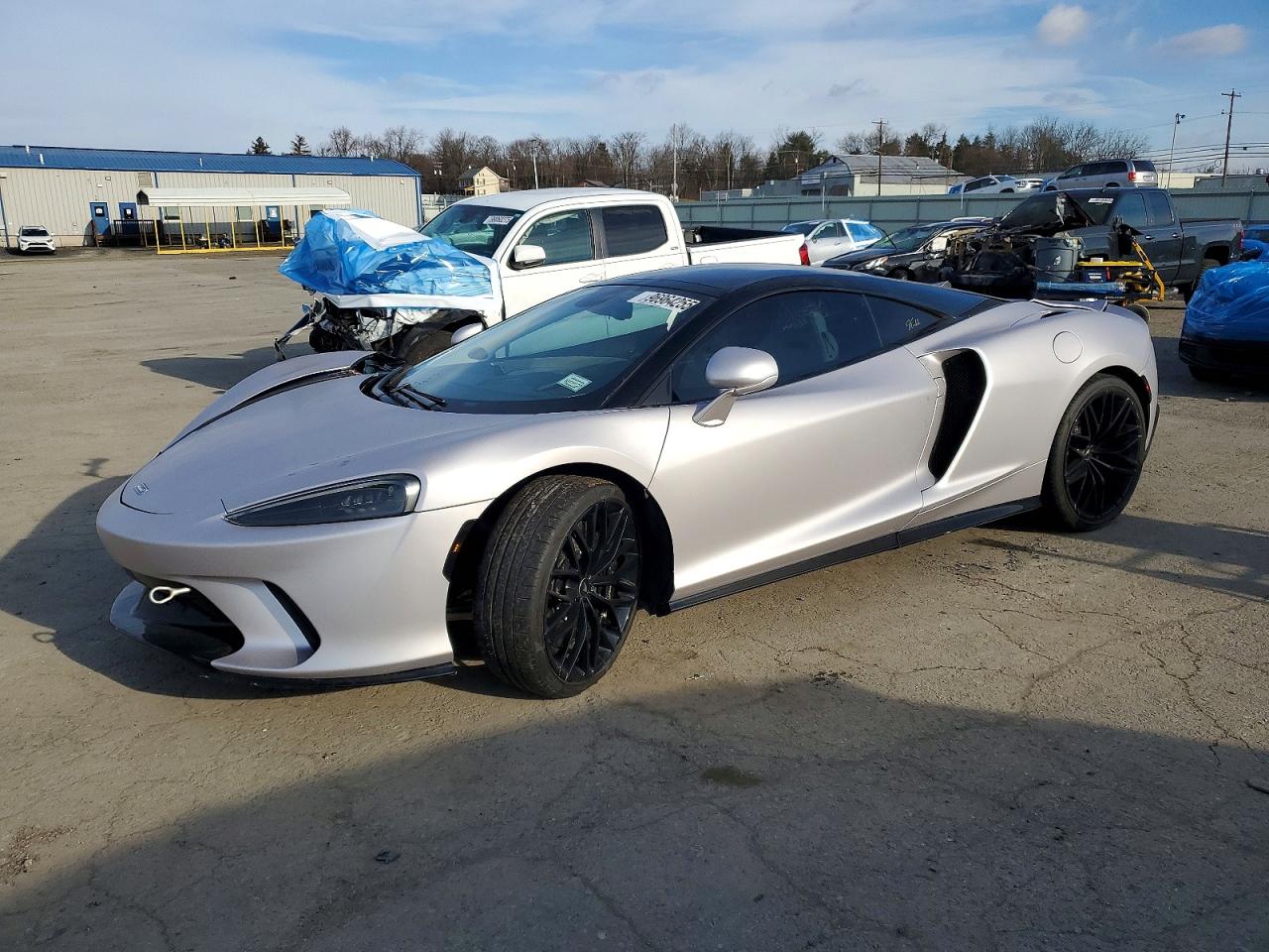 2021 McLaren GT, VIN SBM22GCA1MW001118 — Зад