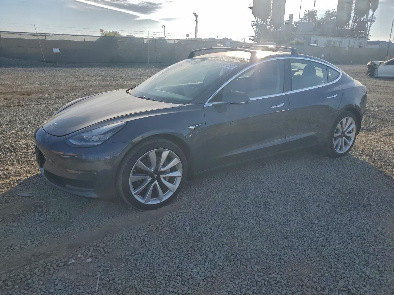 2018 Tesla Model 3 Long Range Battery, VIN 5YJ3E1EA8JF162984 — Rear end