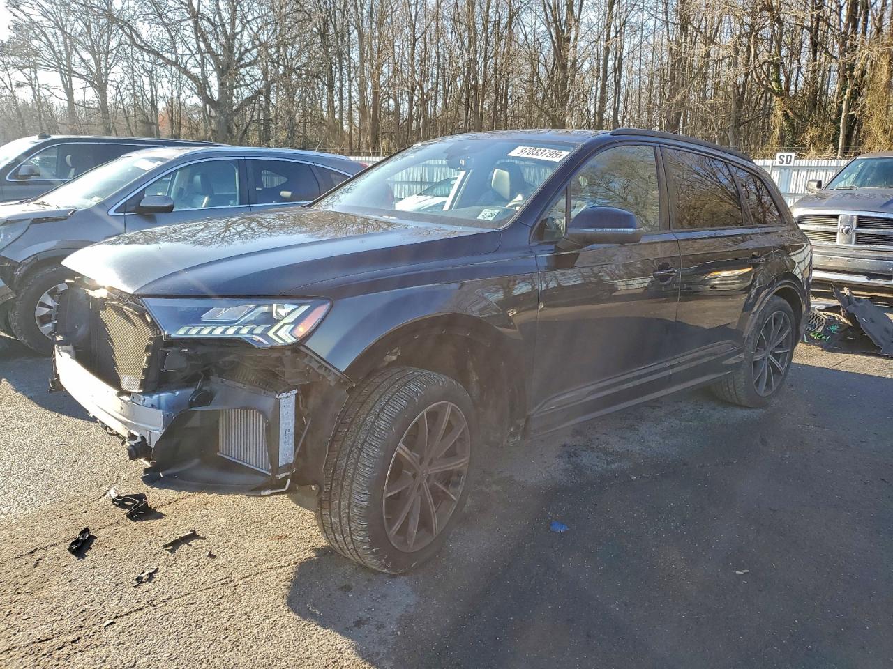 2021 Audi SQ7 Premium Plus, VIN WA1AWBF71MD011892 — Перед