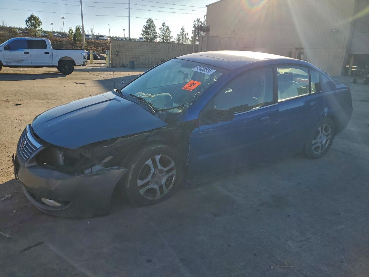 2005 Saturn ION ION 2, VIN 1G8AJ52FX5Z113936 — Front end