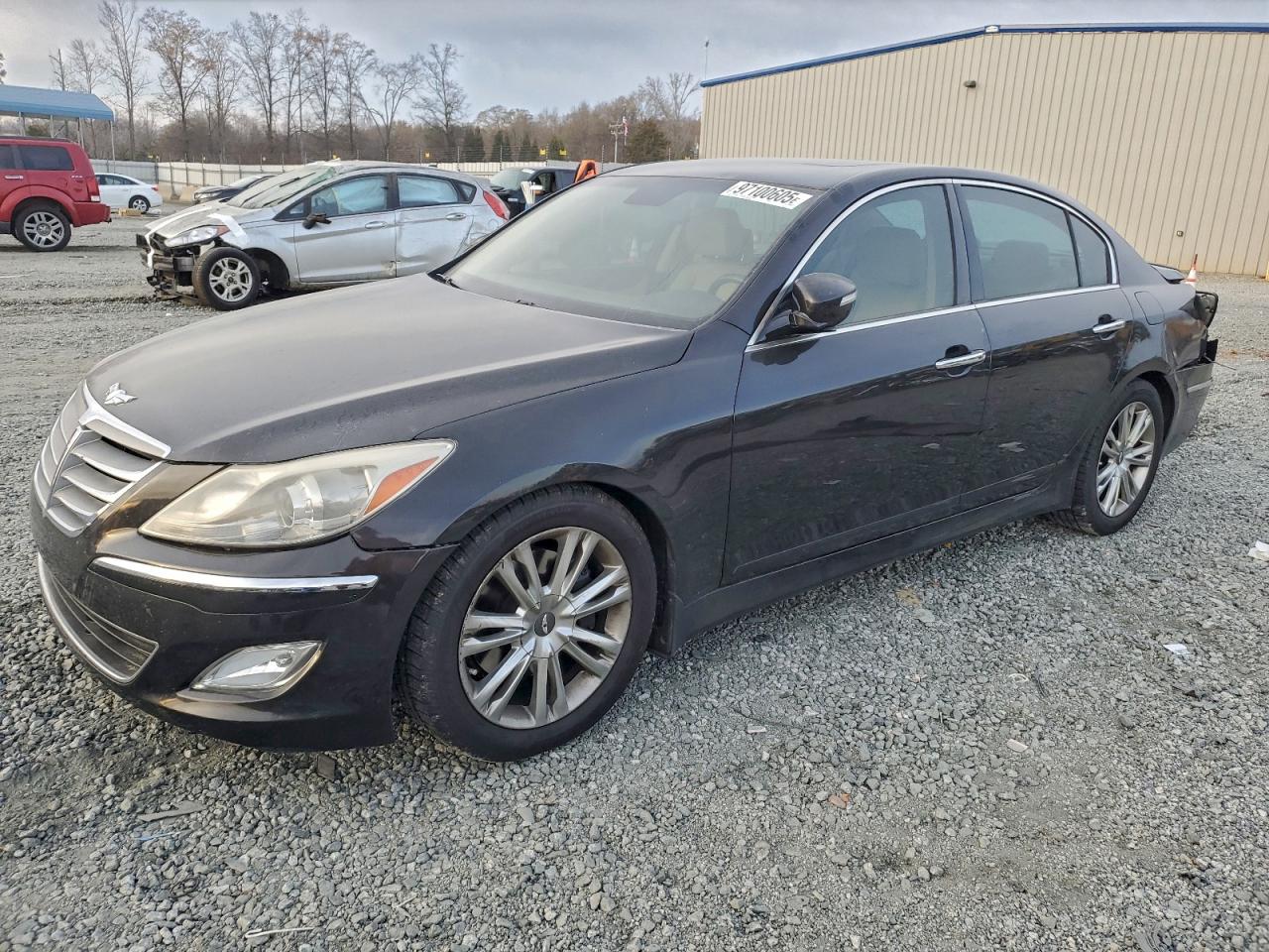 2014 Hyundai Genesis 3.8L, VIN KMHGC4DD4EU261928 — Фото с аукциона