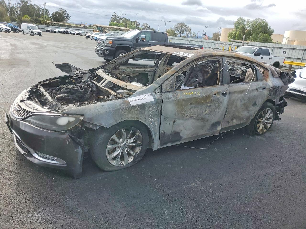 2015 Chrysler 200 C, VIN 1C3CCCCG7FN698847 — Burn