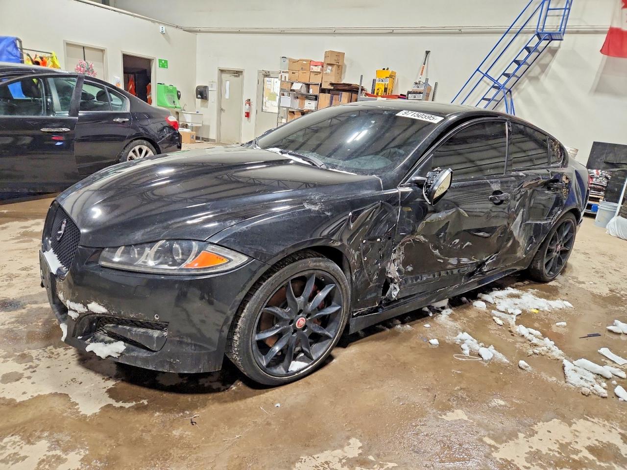 2015 Jaguar XF, VIN SAJXJ0FF9F8U47901 — Side