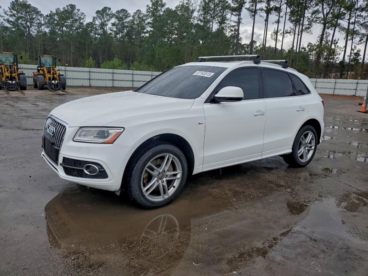 2016 Audi Q5 Premium Plus, VIN WA1D7AFP1GA147059 — Rear end