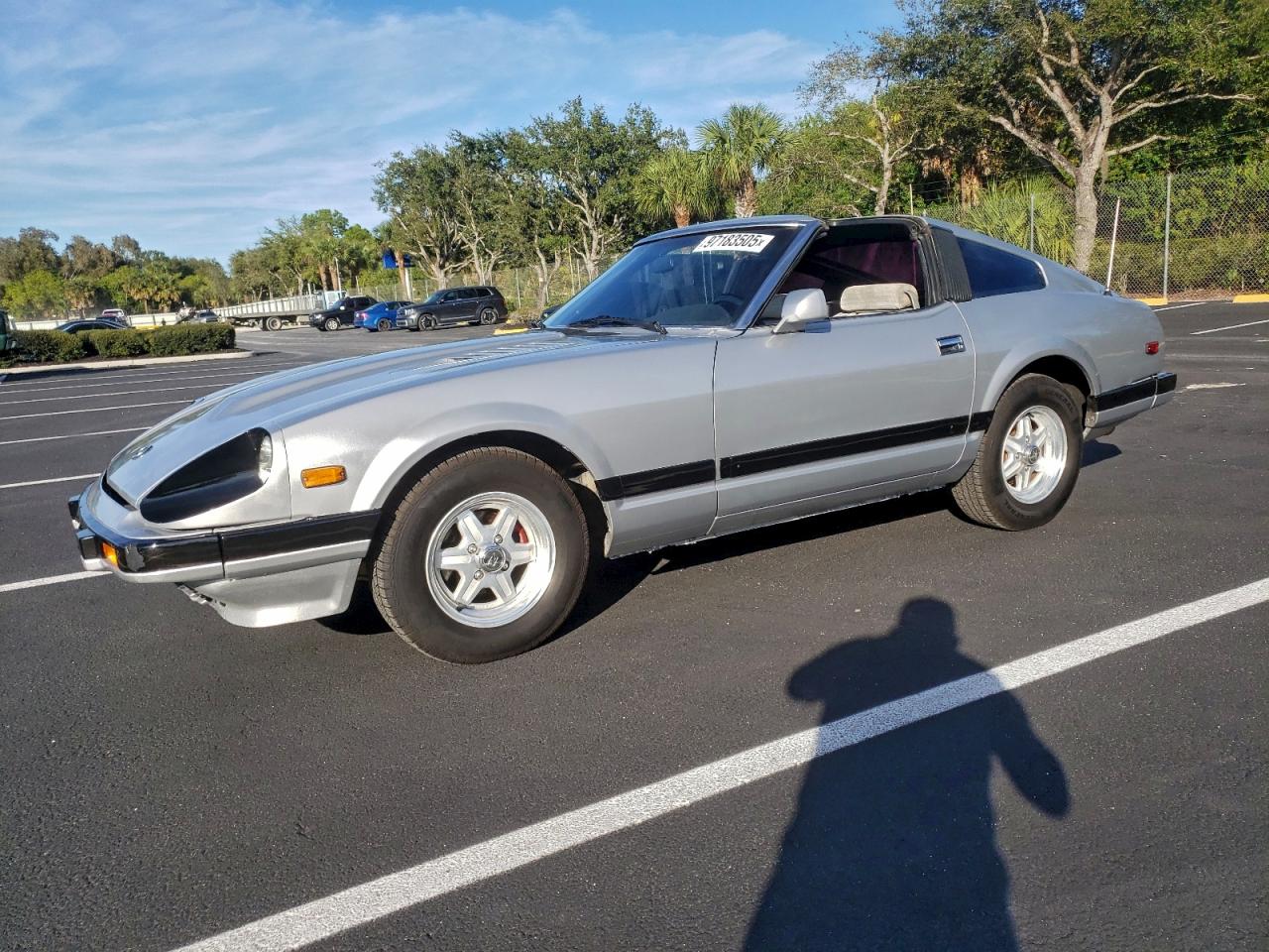 1982 Datsun 280ZX, VIN JN1HZ04S4CX437907 — Мелкие вмятины и царапины