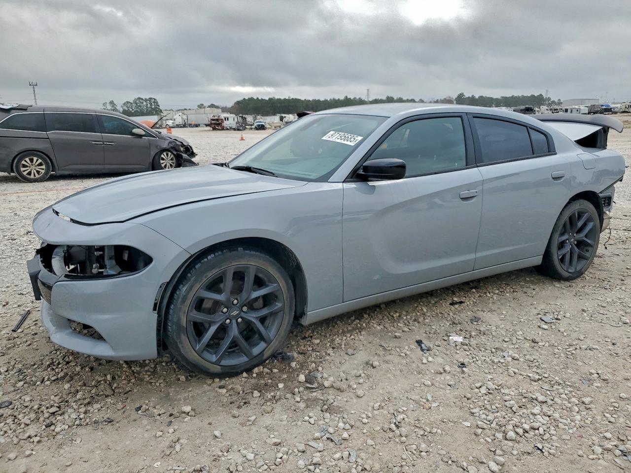 2021 Dodge Charger SXT, VIN 2C3CDXBGXMH534164 — Rear end
