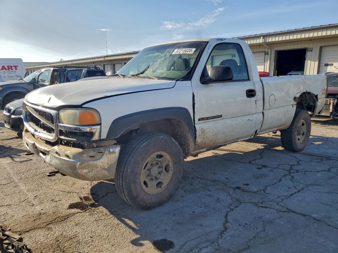 2002 GMC Sierra 2500HD Work Truck, VIN 1GTHK24U72Z304611 — Side
